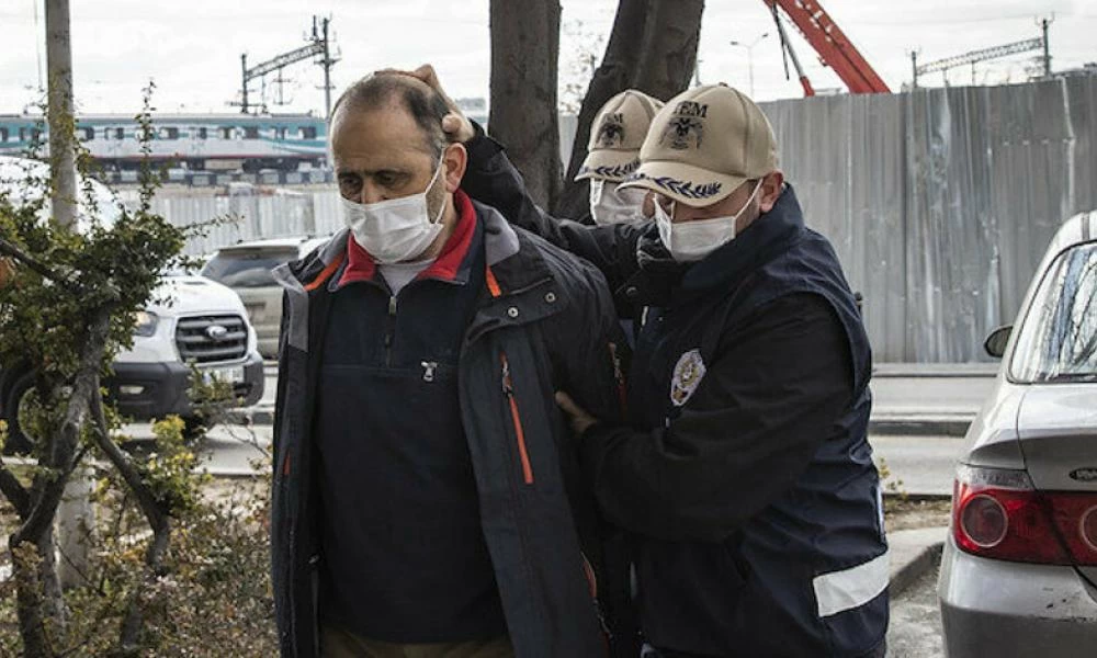 Διαλύονται οι Τουρκικές ΕΔ: Στρατιωτικοί ''αυτομολούν'' στην Ελλάδα!